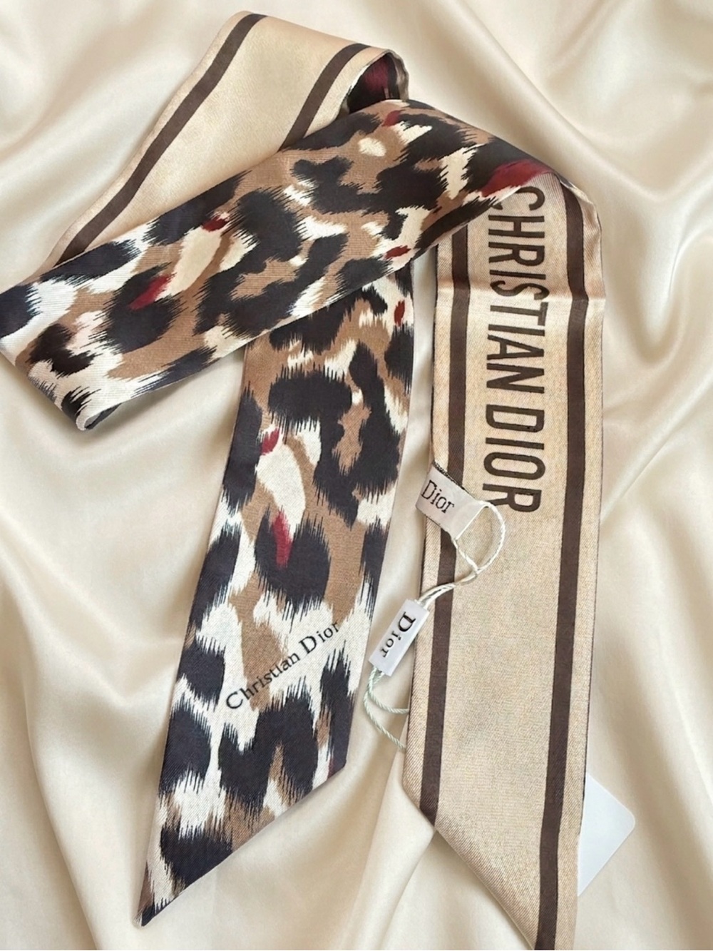 Dior mitzah scarf 100% silk new with tag no box,no bag